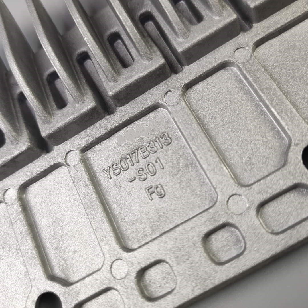 Mitsubishi Aluminum Escalator Comb YS017B313