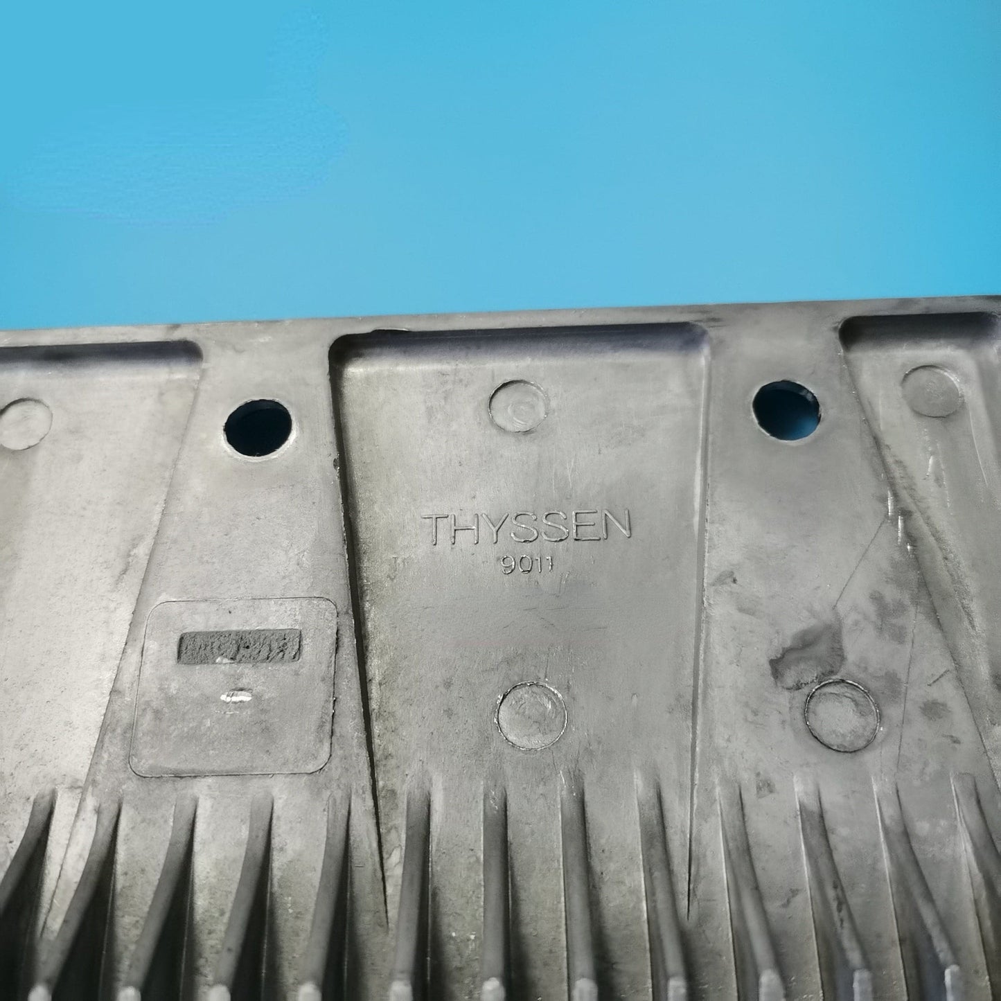 ThyssenKrupp Aluminiumkamm THYSSEN-9011