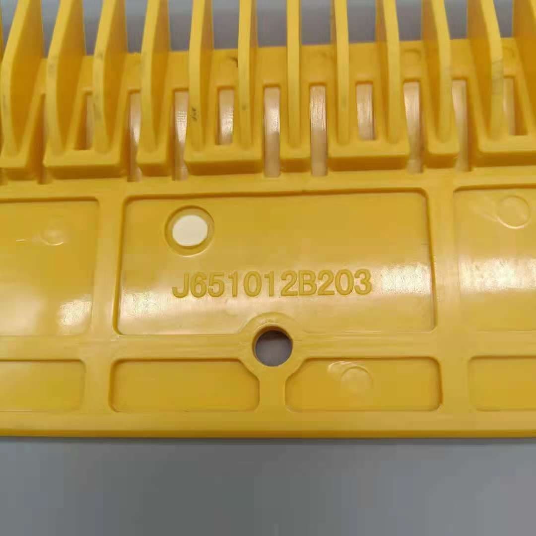 Peine de plástico para escaleras mecánicas Mitsubishi J651012B203 